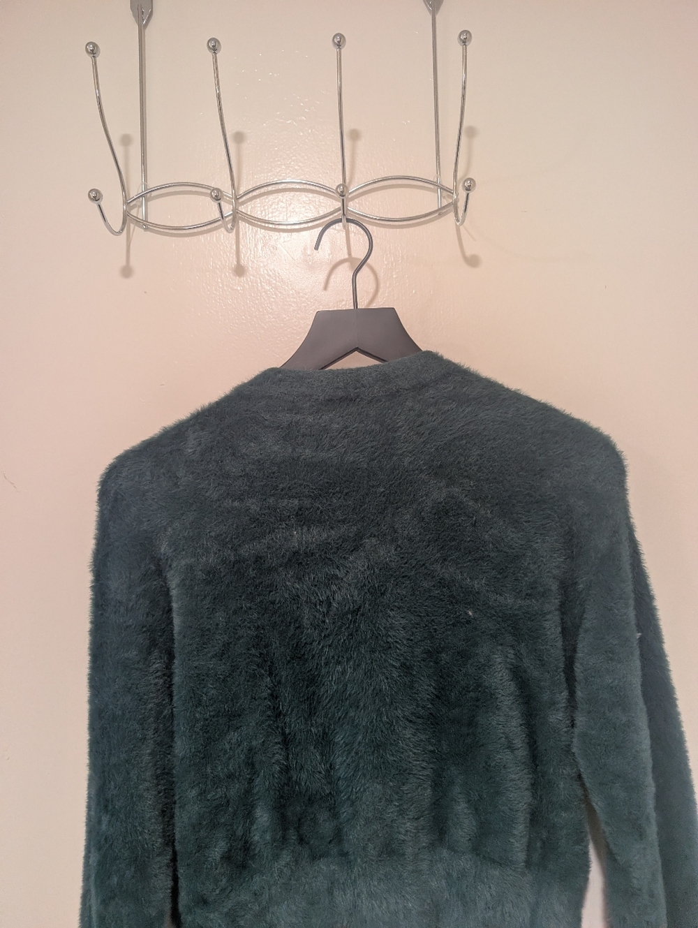Levi's Green Fuzzy Cat Cropped Cardigan - Picture 9 of 14